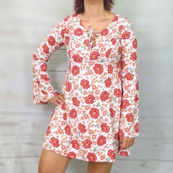 EUC ~ HOLLISTER Tunic Bell Sleeve Dress - Picture 1 of 10